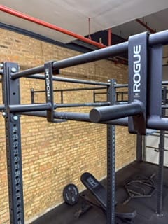 Rogue pull up machine